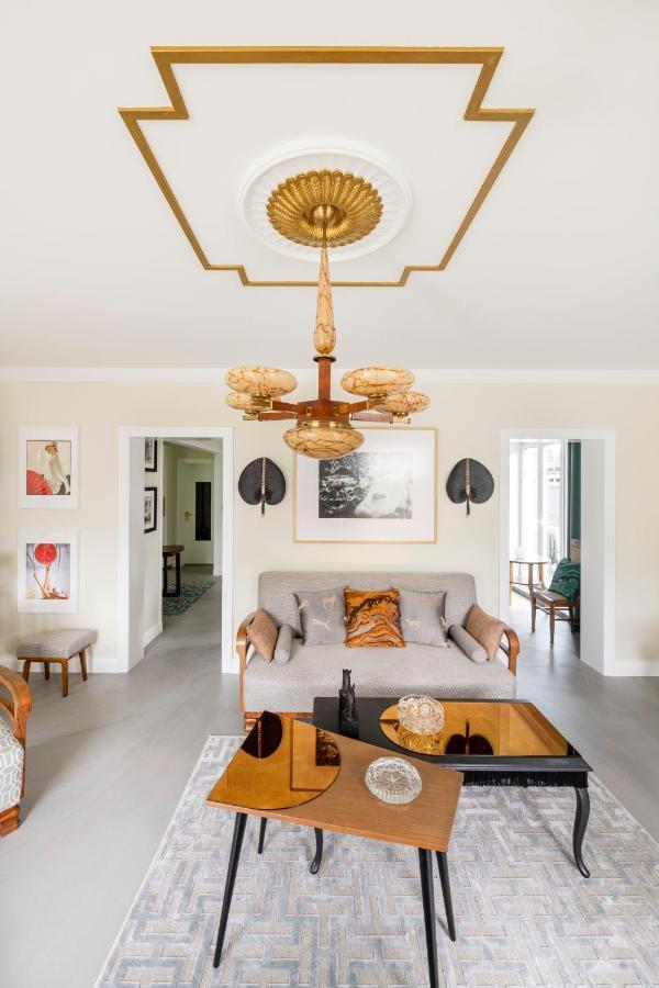 Suite With Private Bathroom At Three Bedroom Interwar Villa Grabyte With Daily Spaces To Share By Pine Forest On The Bank Of The River- 8Min By Car From Old Town Kaunas Ngoại thất bức ảnh